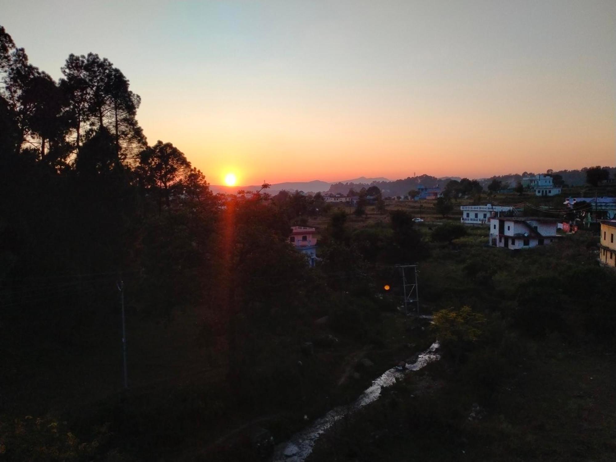 Shree Home Stay Dwarahat Екстериор снимка