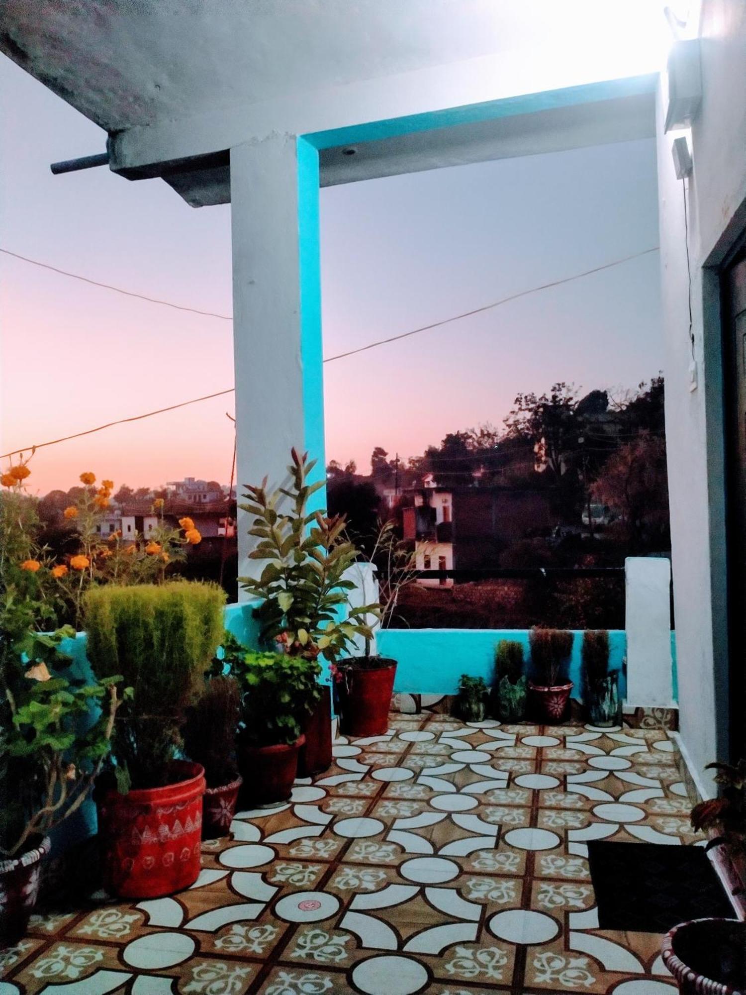 Shree Home Stay Dwarahat Екстериор снимка